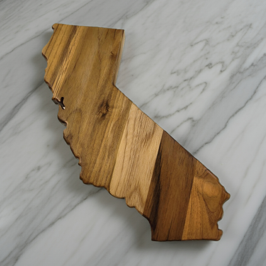 California state-shaped Teak Charcuterie or Cutting Board, Serving Tray, personalized - Image 4