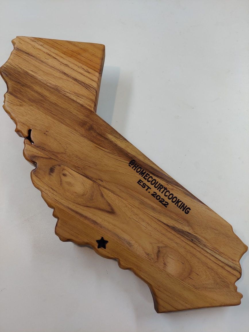 California state-shaped Teak Charcuterie or Cutting Board, Serving Tray, personalized - Image 8