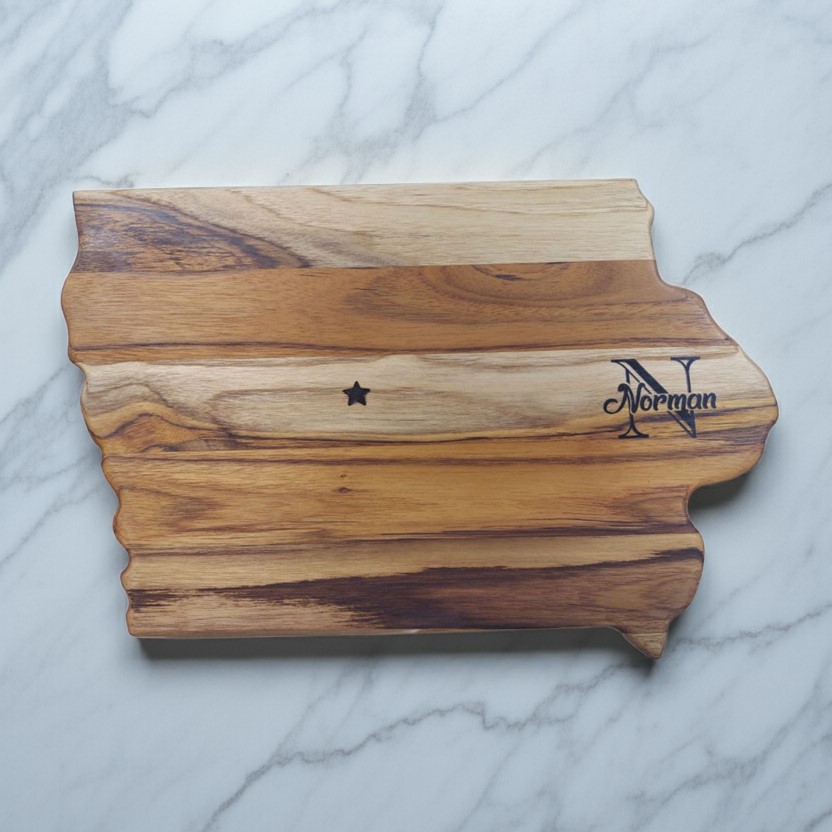 Iowa state-shaped Teak Charcuterie or Cutting Board, Serving Tray, personalized - Image 4