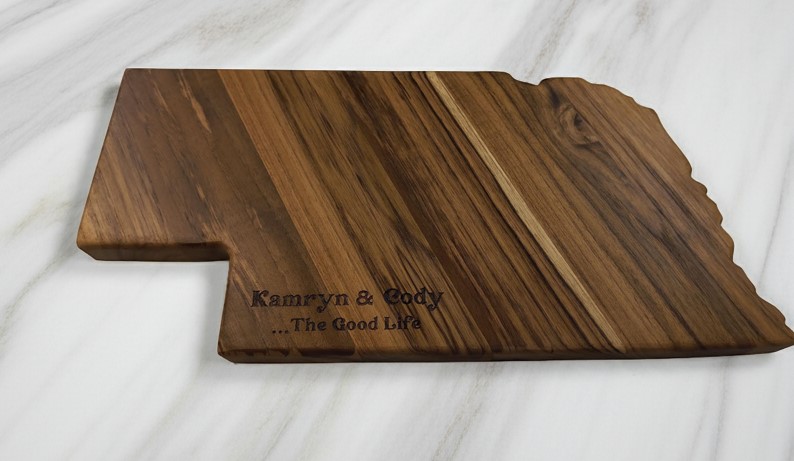Nebraska state-shaped Teak Charcuterie or Cutting Board, Serving Tray, personalized - Image 9