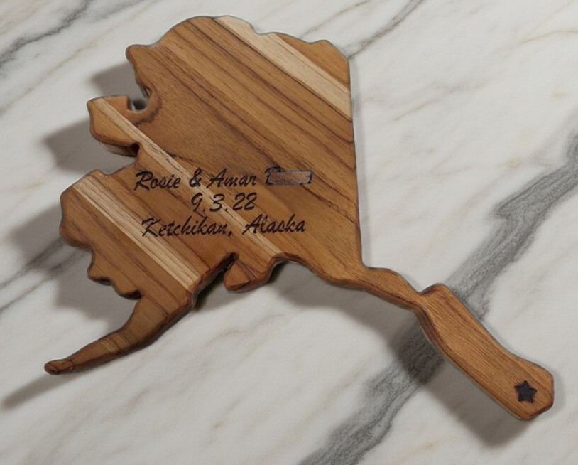 Alaska state-shaped Teak Charcuterie or Cutting Board, Serving Tray, personalized - Image 7