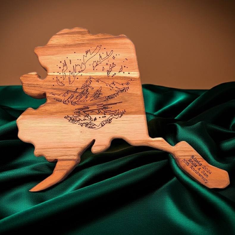 Alaska state-shaped Teak Charcuterie or Cutting Board, Serving Tray, personalized - Image 8